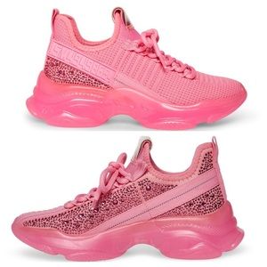 Steve Madden woman’s maxima running shoes pink